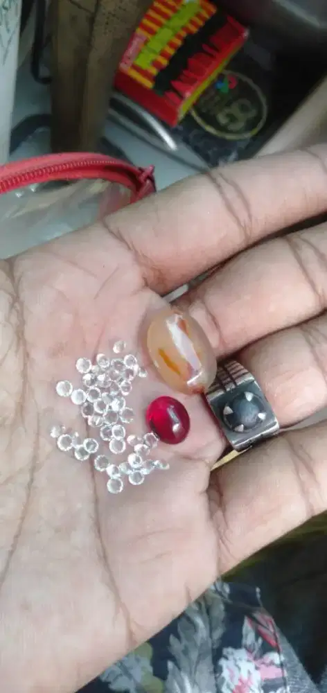 Di jual original dan asli yg minat dan hobi wa dan hp