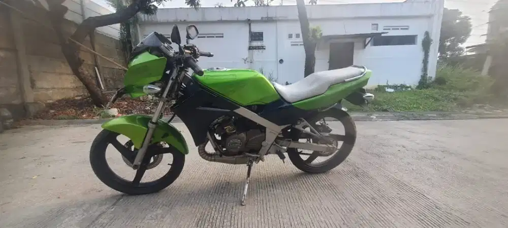 Ninja R 150 2010