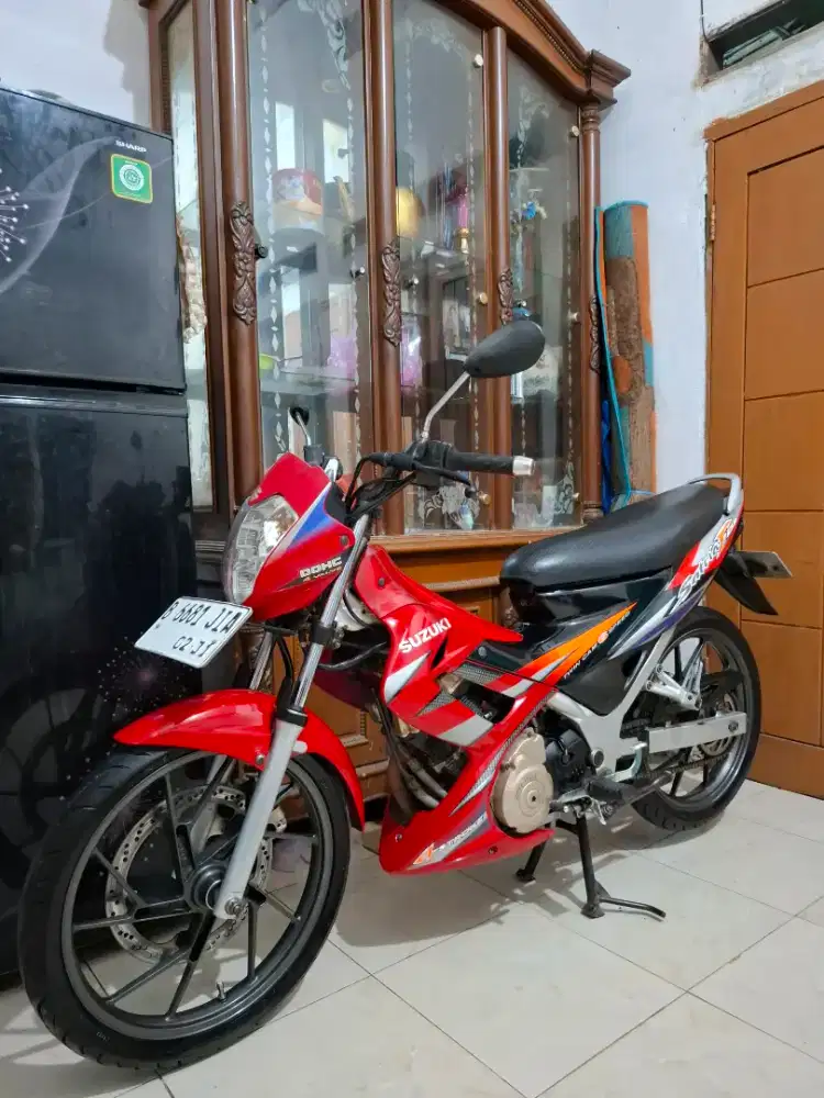 Suzuki satria fu cbu tahun 2005