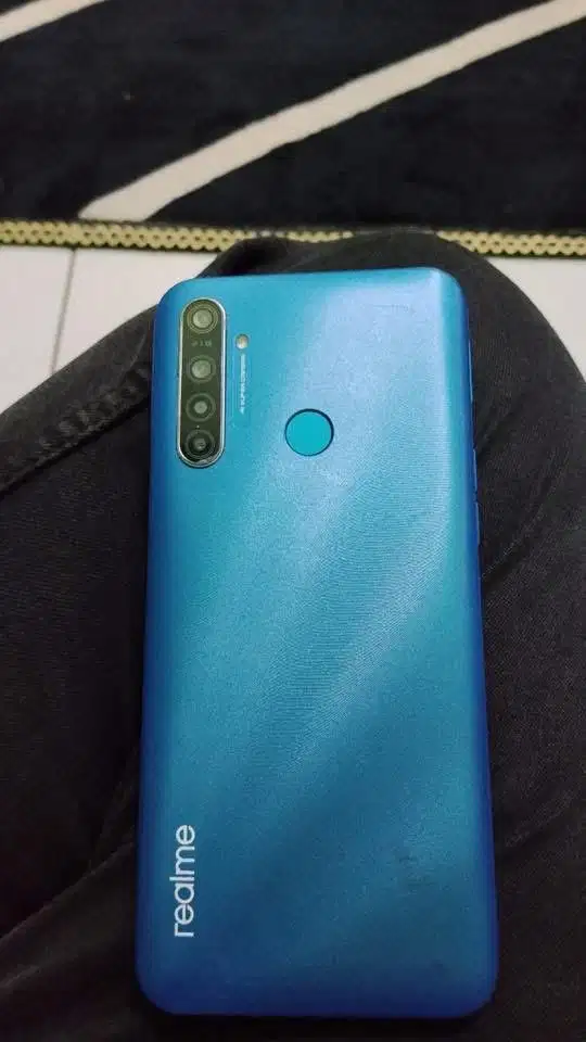 Realme 5i ram 4/64