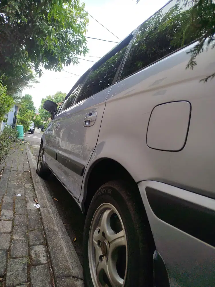 Hyundai Trajet GLS Metik 2001 Orisinil & Sehat Walafiat