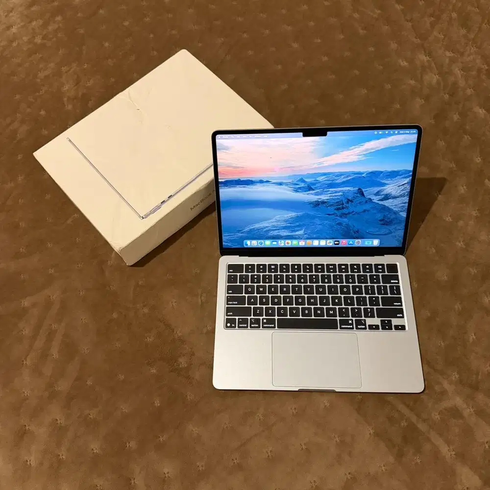 (iBox) Macbook Air M4 16/256 Blue Fullset Original  Garansi Maret 2027