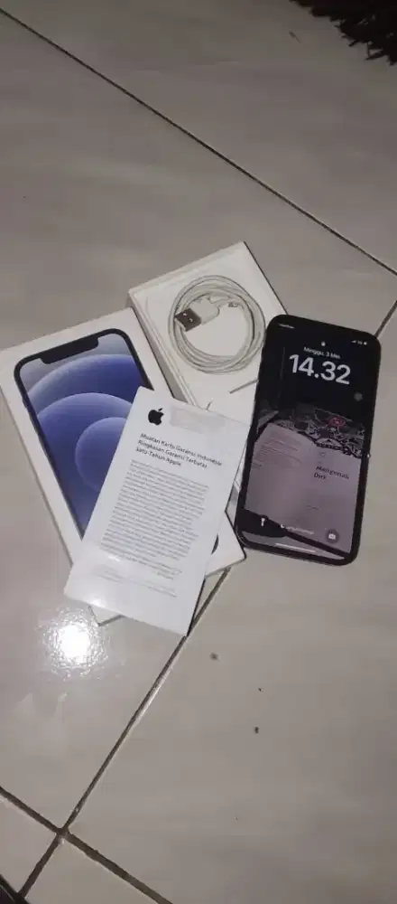 Iphone 12 4/64 ibox