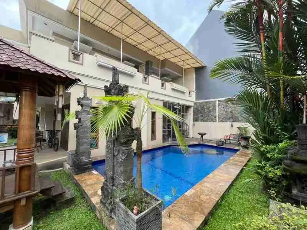 Rumah Citraland Dekat Gwalk Balinese Style Swimming Pool