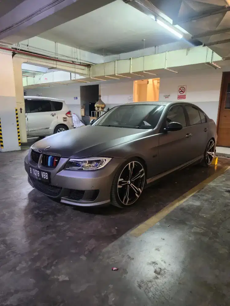 DIJUAL BMW 320i, E90 TAHUN 2006