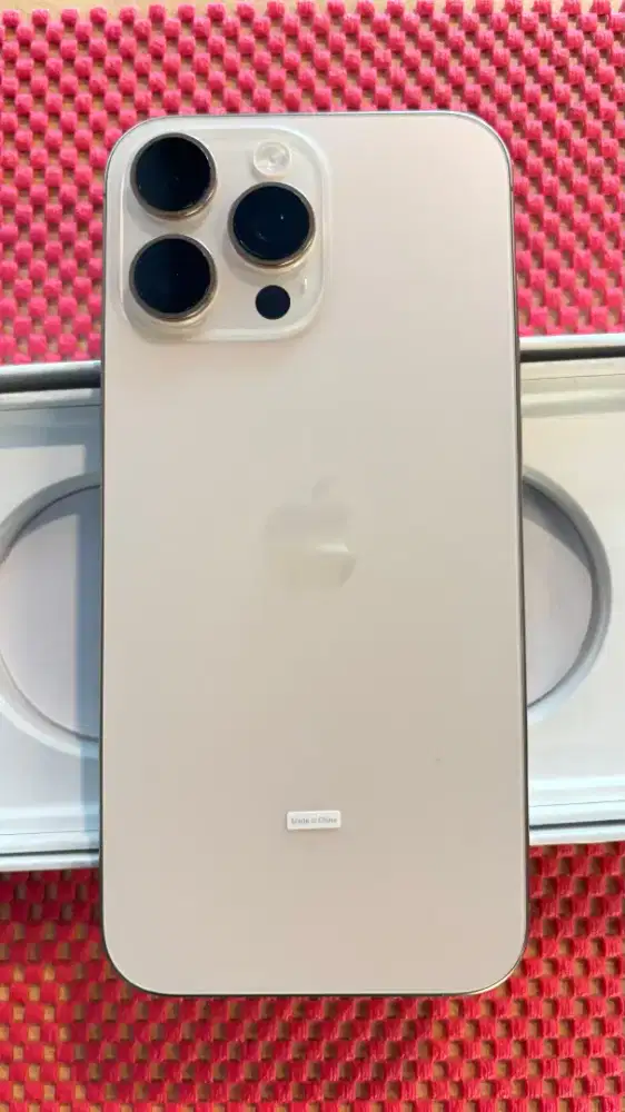 iPhone 16 promax dessert 256gb