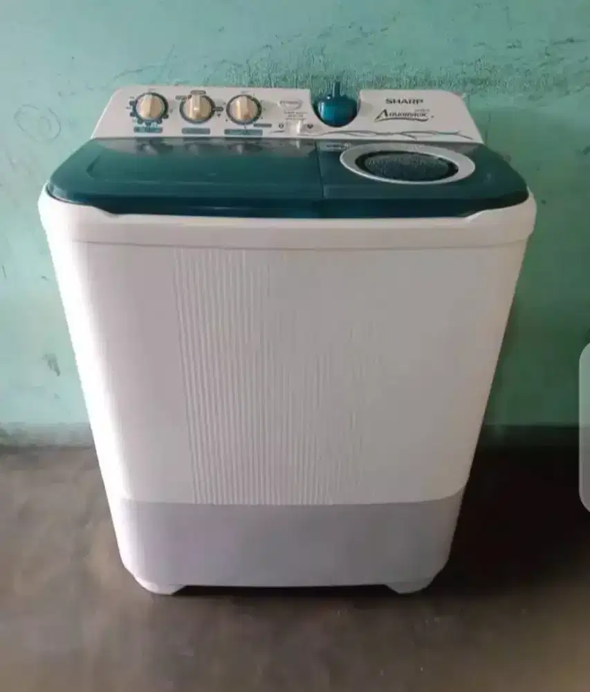 Mesin cuci 2 tabung Sharp