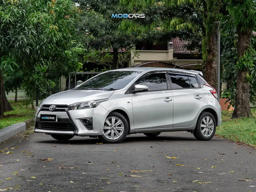 Toyota Yaris E 1.5 AT 2015