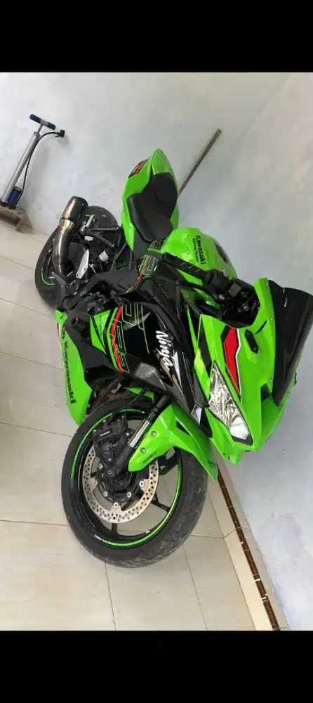 Ninja ZX25R 2023 ABS