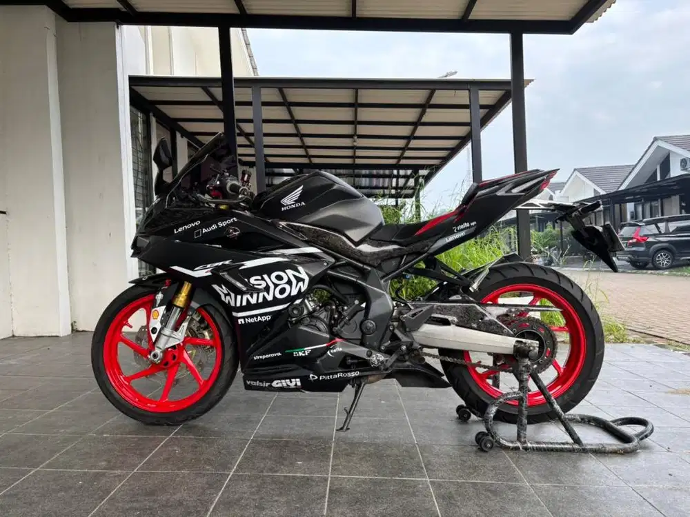 HONDA CBR 250RR Mulus