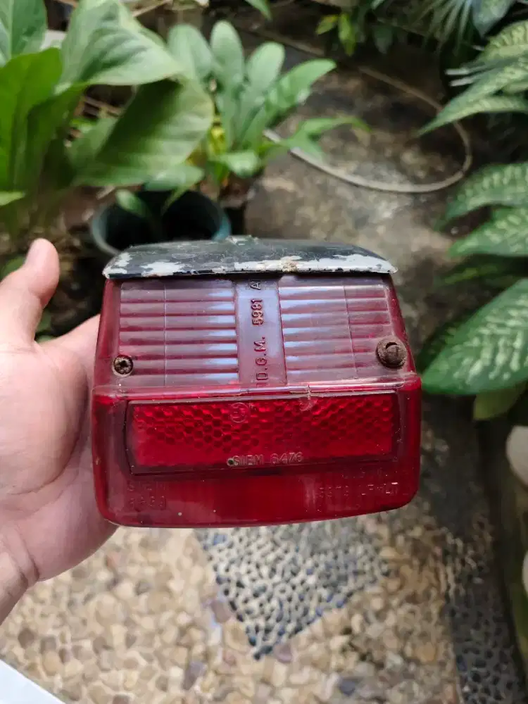 lampu stoplamp siem vespa super sprint special 90 original copotan