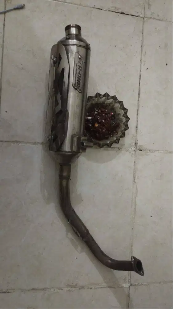 Knalpot R one pcx 150-160