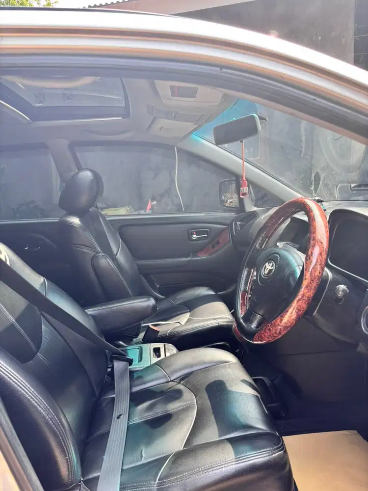 Toyota Harrier 2001 Bensin