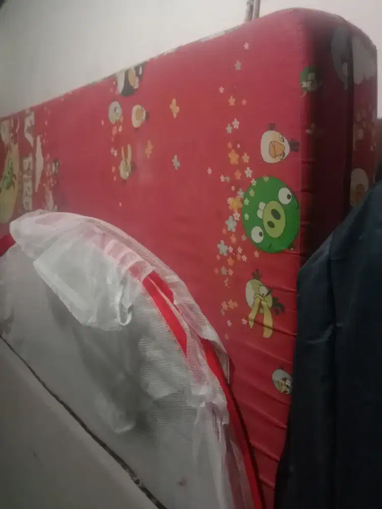 Kasur tempat tidur