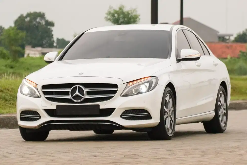 (DP 35jt) Mercedes Benz C200 Avantgarde 2014 (W205)