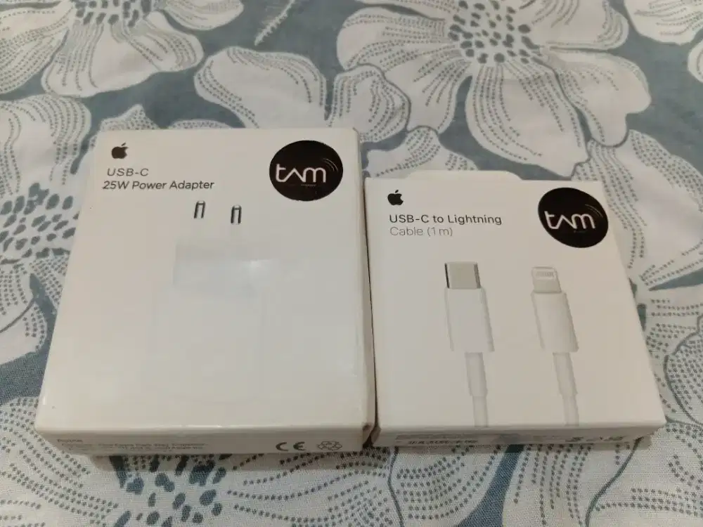 Adaptor Original Tam iphone 25W Tipe C+Kabel Data Tipe C To Lighting