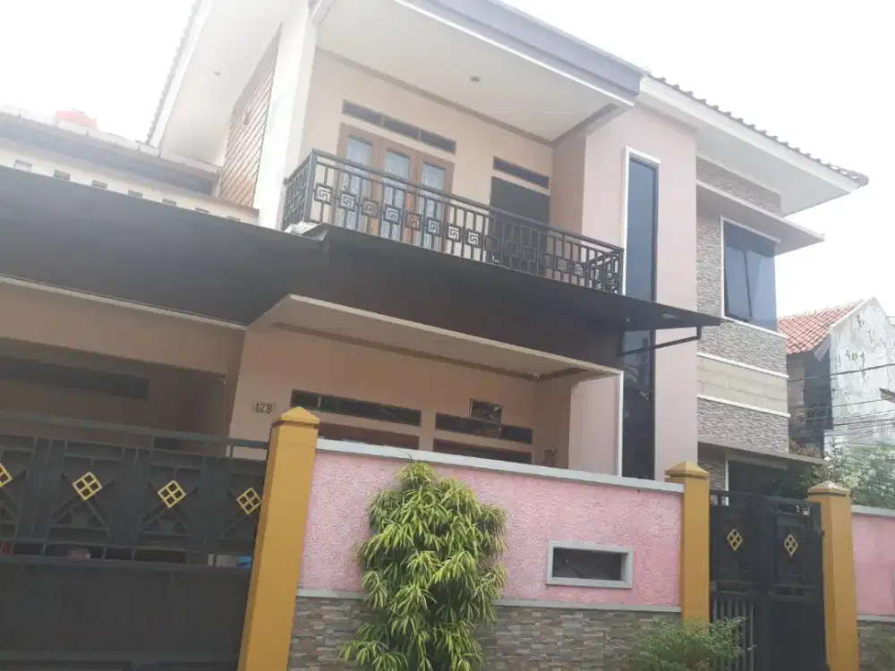 Dijual rumah fullfurnish di Area Tebet