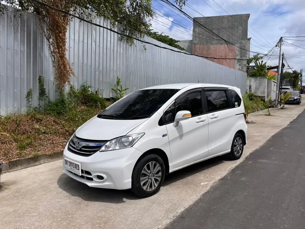 Honda Freed 2014 Bensin