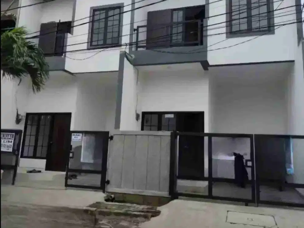 rumah minimalis 2 lantai kota harapan indah bekasi