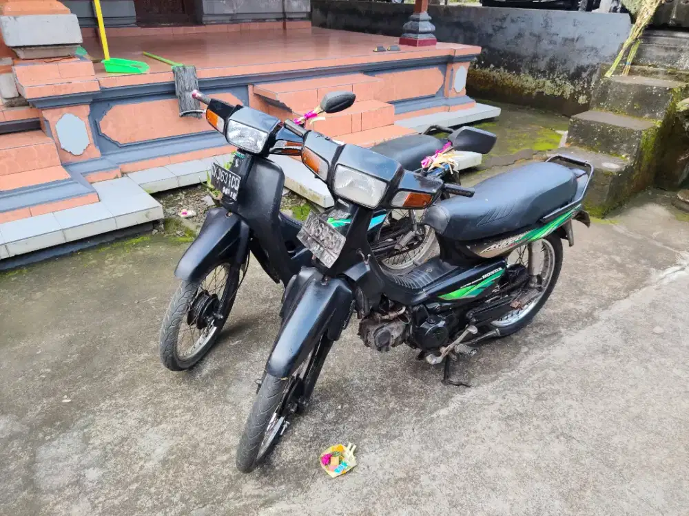 2 unit astrea grand 1994 & 1996
