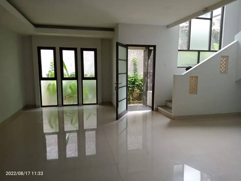 Fatmawati Townhouse 2 lantai di Bali Maisonette