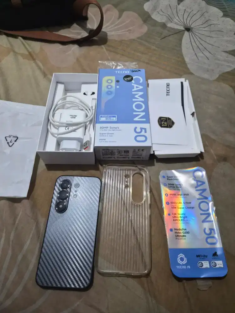 Tecno camon 50. 8/256