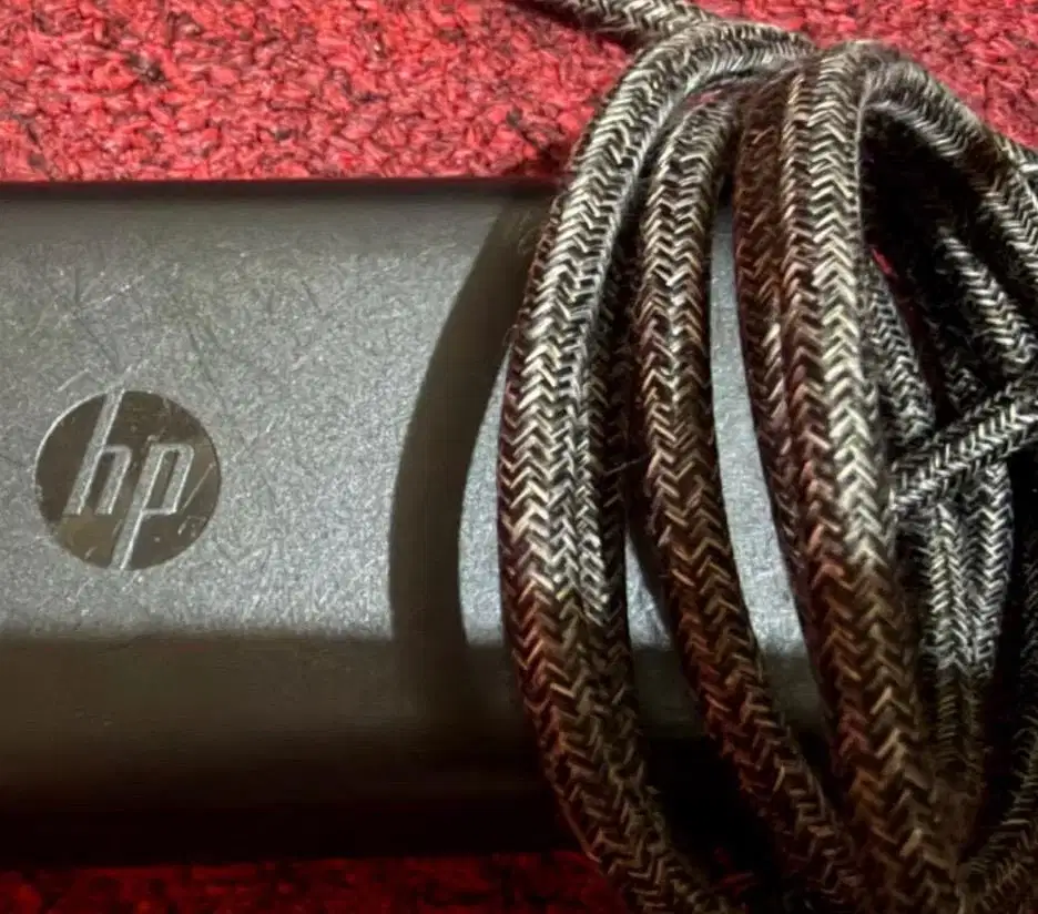 Adaptor Charger Laptop HP EliteBook second original