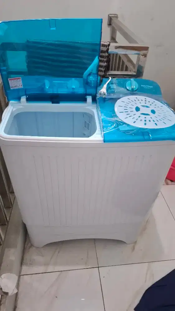 Mesin Cuci Polytron 8kg 2 tabung
