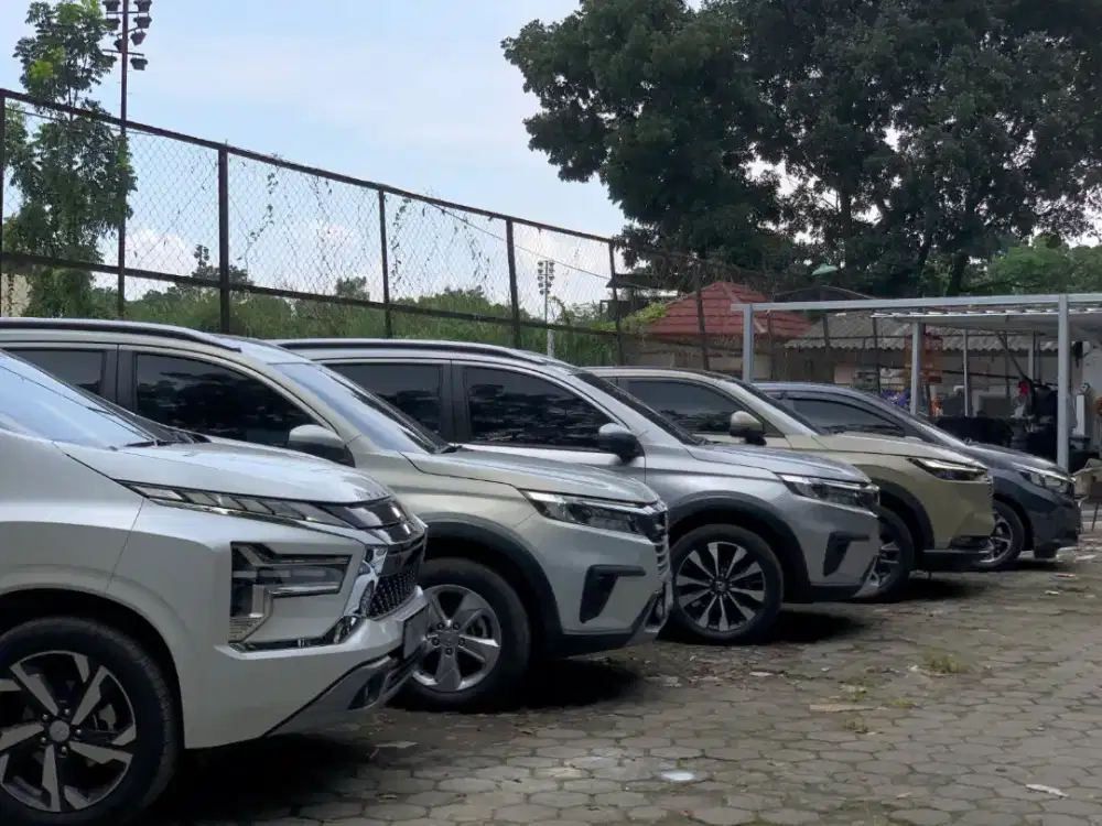 RENTAL/ SEWA MOBIL MATIC LEPAS KUNCI ATAU PAKE SUPIR