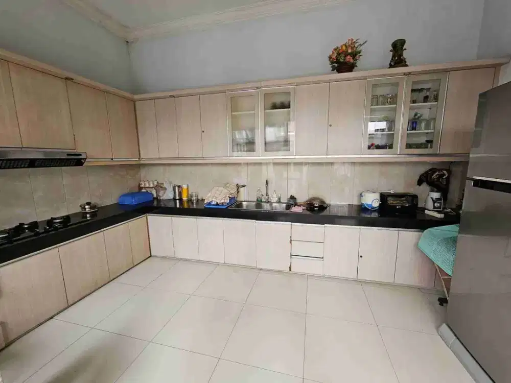 Jual Rumah cantik dan besar