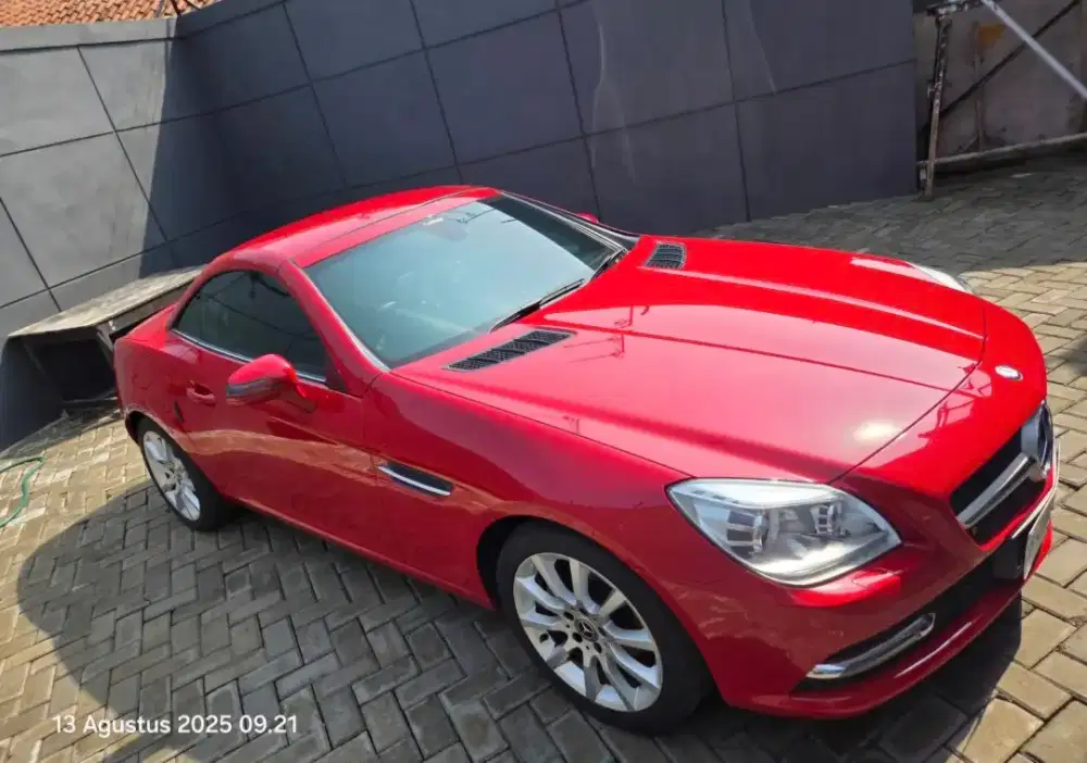 Mercy SLK 200 Merah istimewa