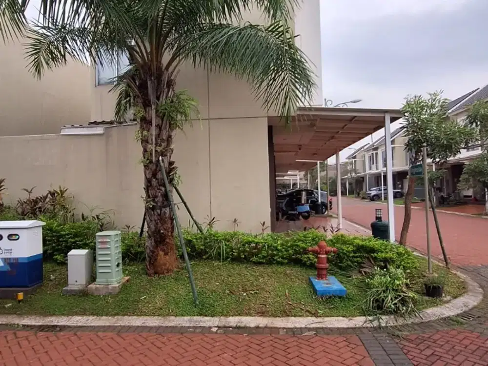 Disewakan Rumah Rapi Full Furnished Hoek di Cluster Malibu Gading Serpong