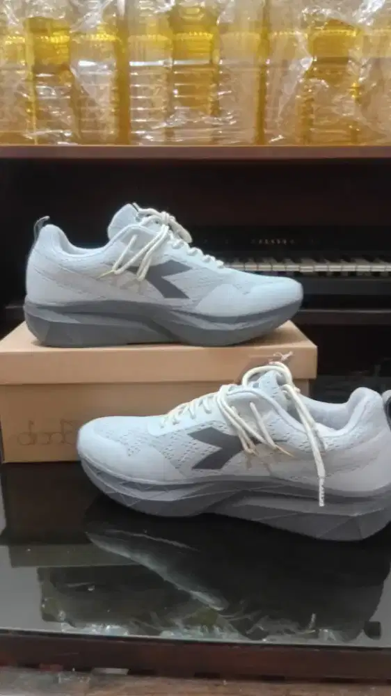 SEPATU DIADORA PELAGIA ORIGINAL – BARU BANGET!