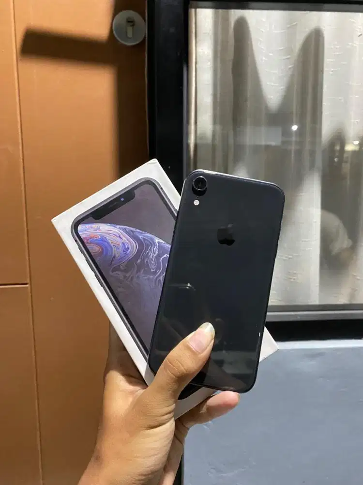 JUAL HANDPHONE IPHONE