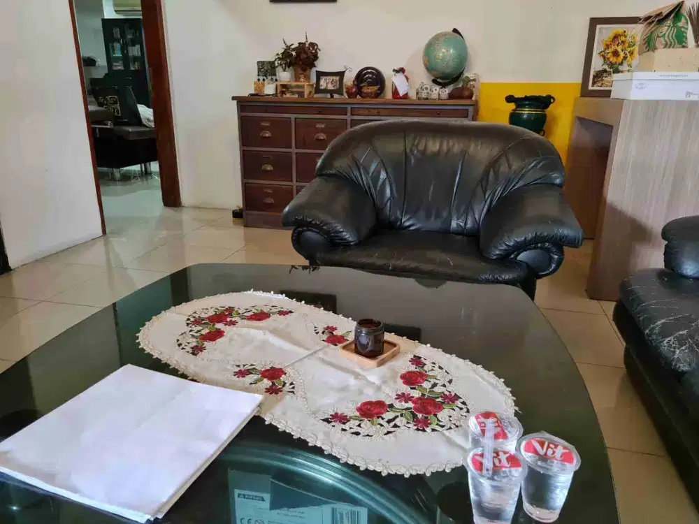 Dijual rumah Caringin. Area belakang luas.