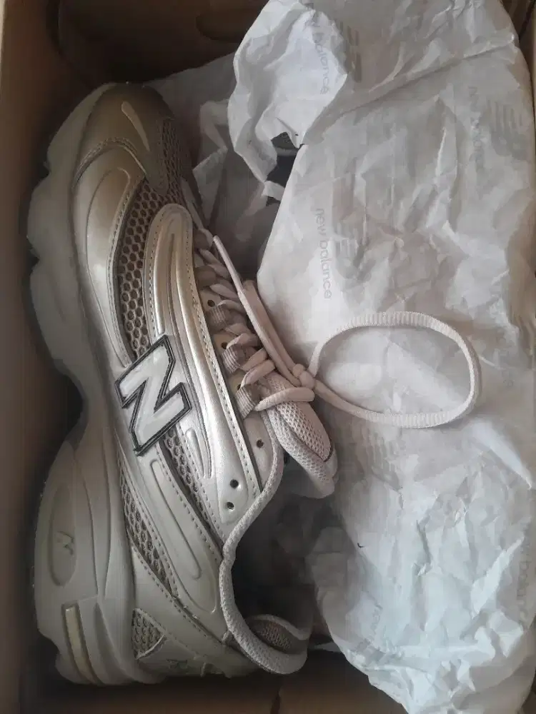 Sepatu New balance no 43