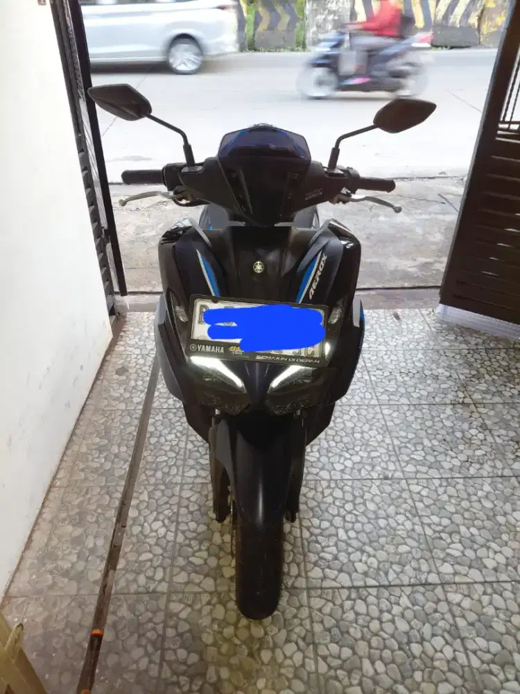 Di jual aerox thn 2025 an pribadi,pajak panjang april 2027