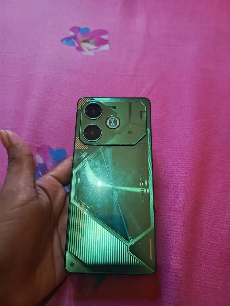 Tecno pova 6 12/256