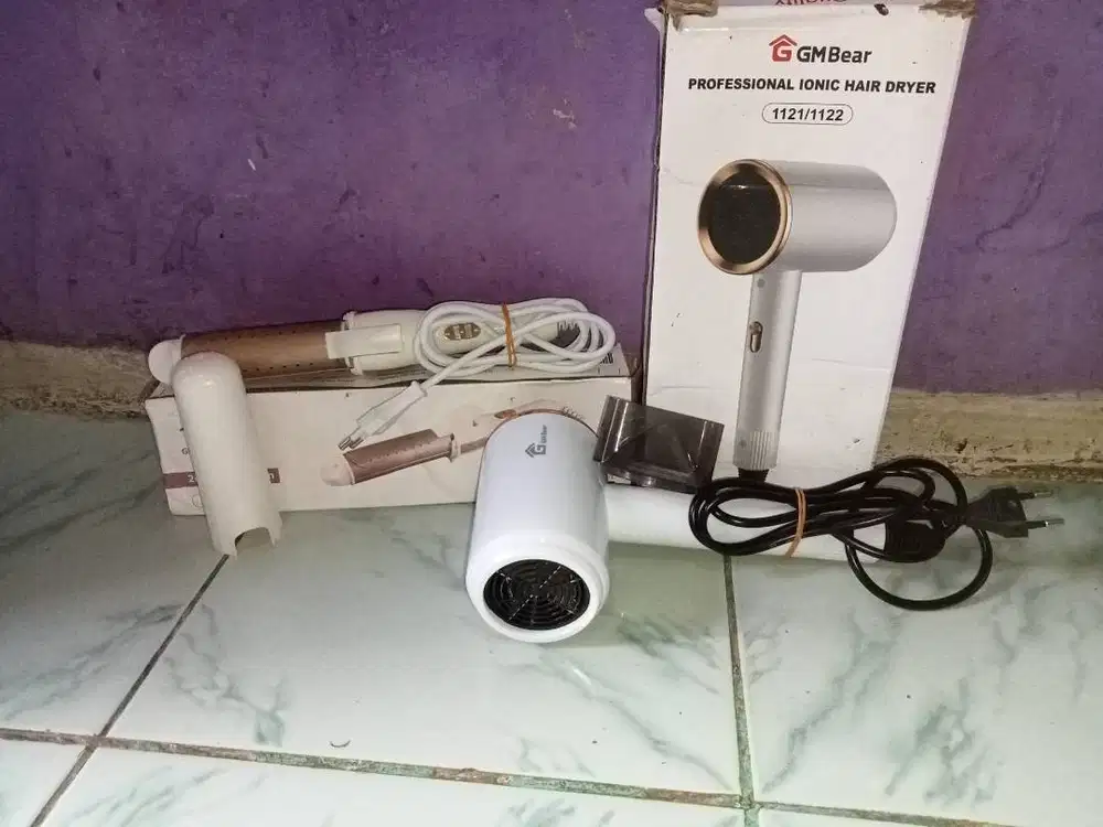 Catokan 2in1 GM bear dan hair dryer.