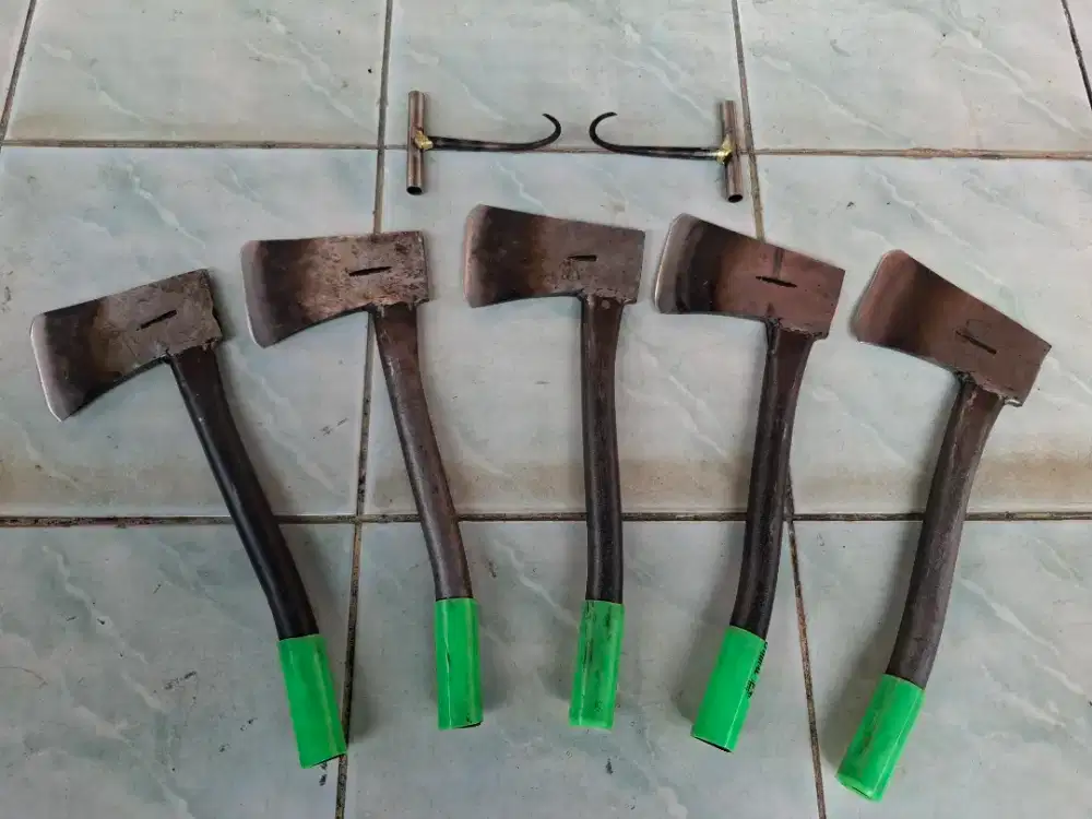 Kapak kampak tulang qurban