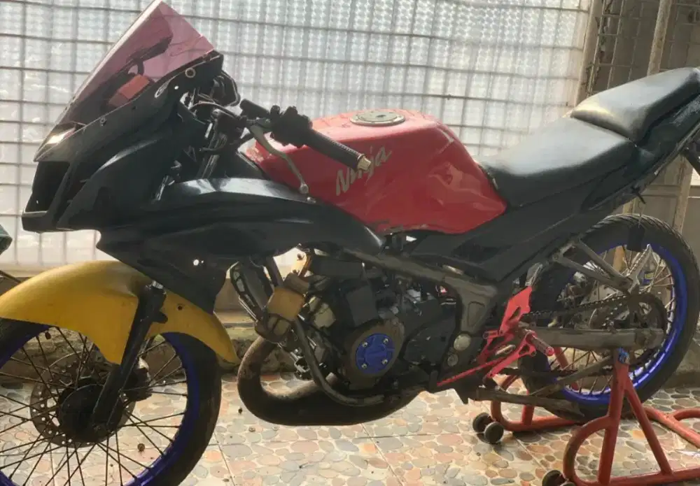 Kawasaki Ninja rr