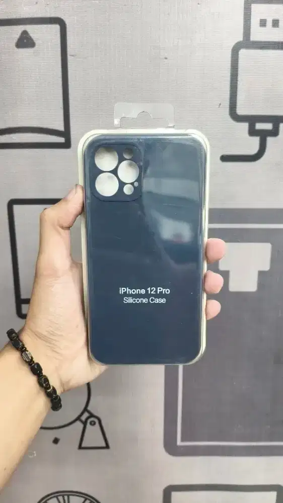 Casing iPhone 12 Pro