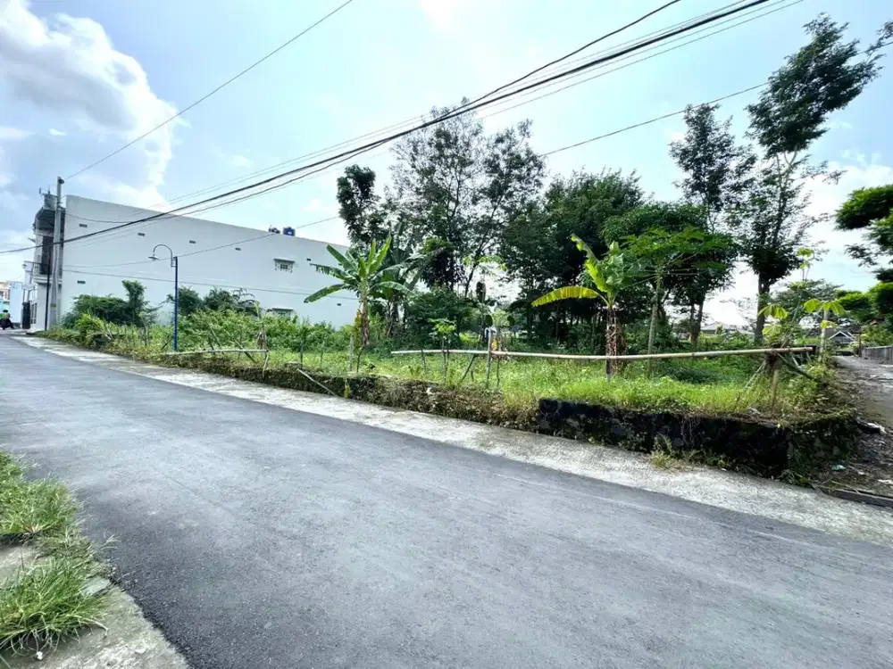 Lingkungan Kos Kampus UII Jogja, Tepi Jalan Siap Bangun