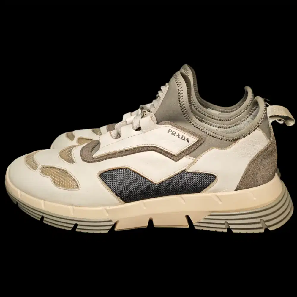 PRADA SIZE 40.5