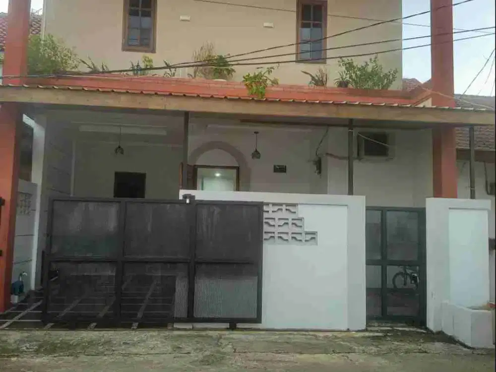 Dijual murah rumah  bangunan baru 3 lt  di tapos, sukatani hanya 13 menit ke gerbang tol Cimanggis