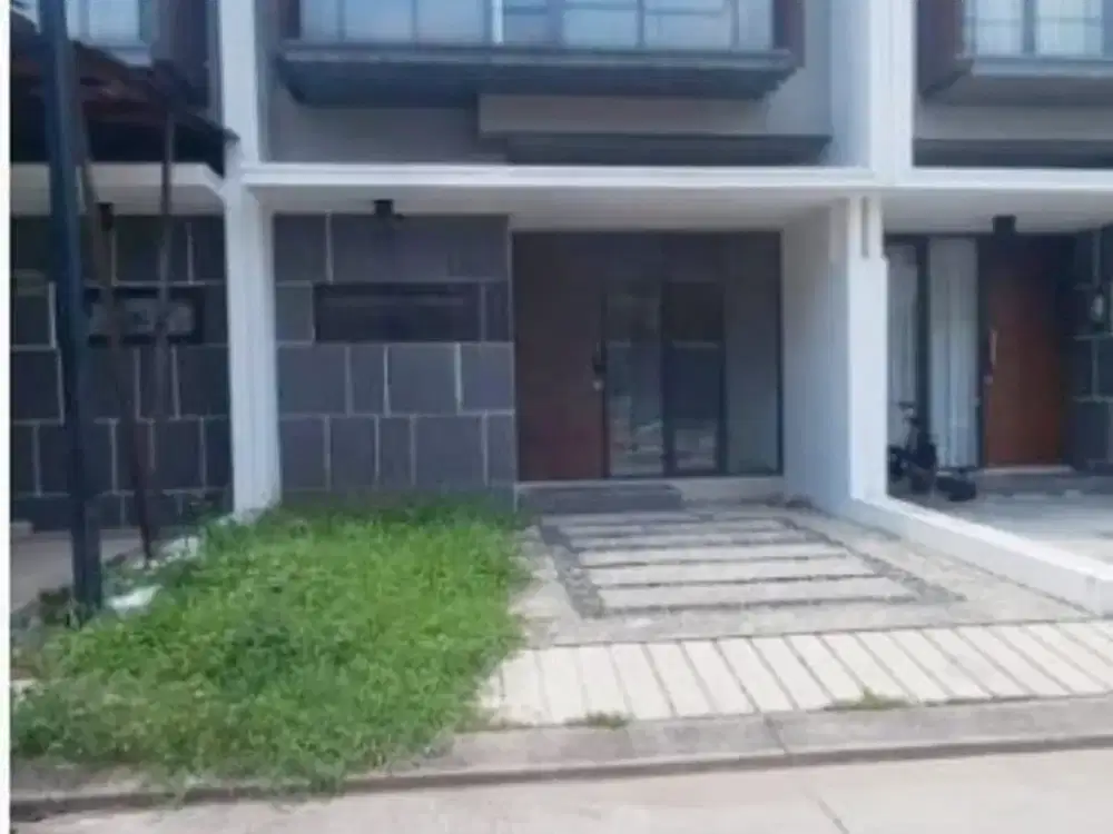 Dijual rumah Murah 2 lantai di Golden City, Bekasi Utara