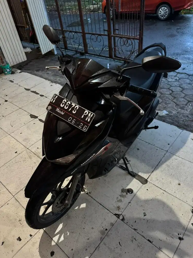 Honda Beat Cbs 2021 hitam