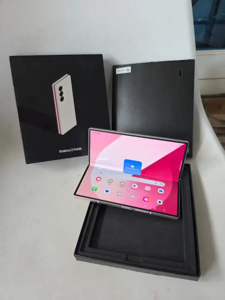 Samsung Z fold6 Ram 512GB Garansi resmi fullset mulus banget