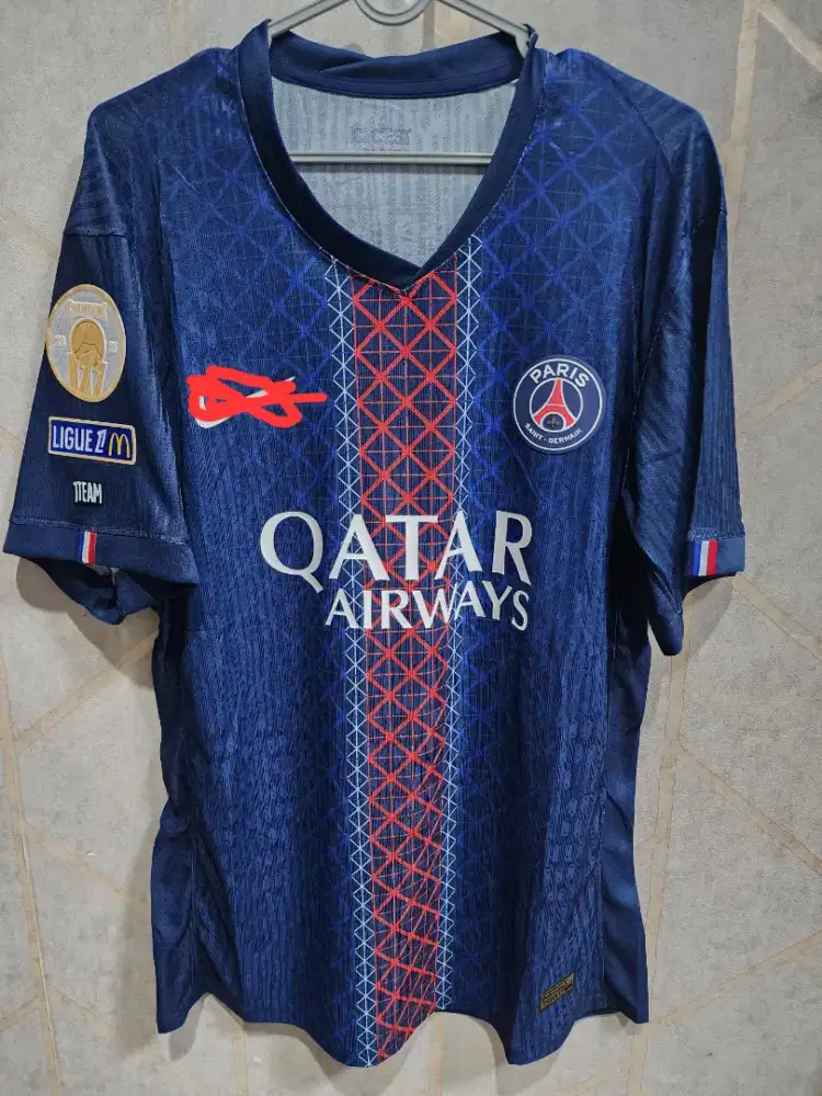 Jersey PI PSG home 25/26 NNS KVARATSKHELIA #7 Full Patch Ligue 1