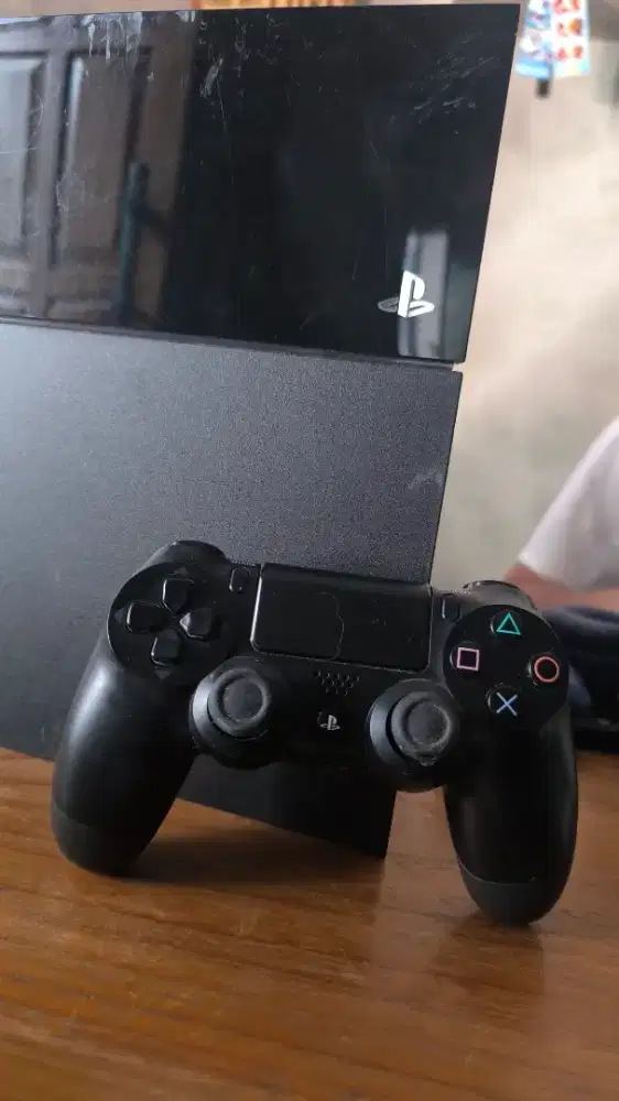 Dijual PS4 Lite
